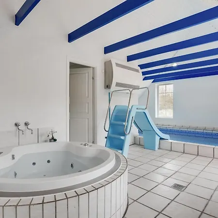Dom wakacyjny Ferhat - 2-9km From The Sea By Interhome *